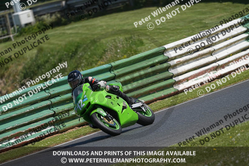 enduro digital images;event digital images;eventdigitalimages;mallory park;mallory park photographs;mallory park trackday;mallory park trackday photographs;no limits trackdays;peter wileman photography;racing digital images;trackday digital images;trackday photos